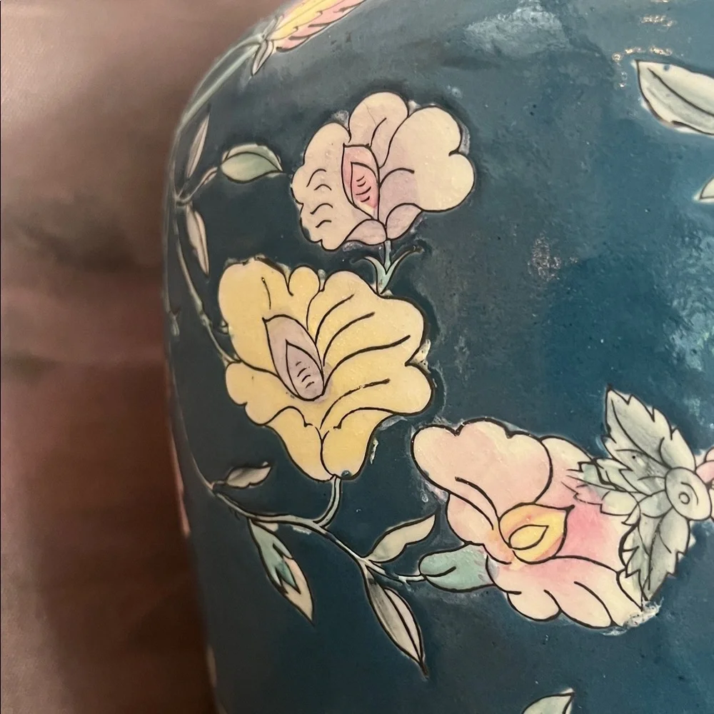 Vintage WBI Signed Chinese Porcelain Colorful Floral Vase 12 inches - Picture 3 of 6